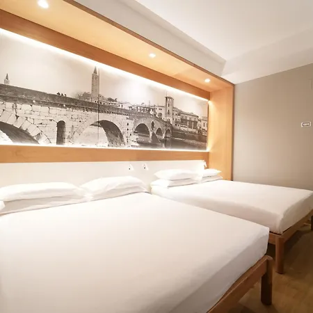 Cavallo Hotel Verona Est Exterior photo