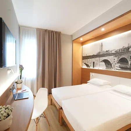 Cavallo Hotel Verona Est Room photo